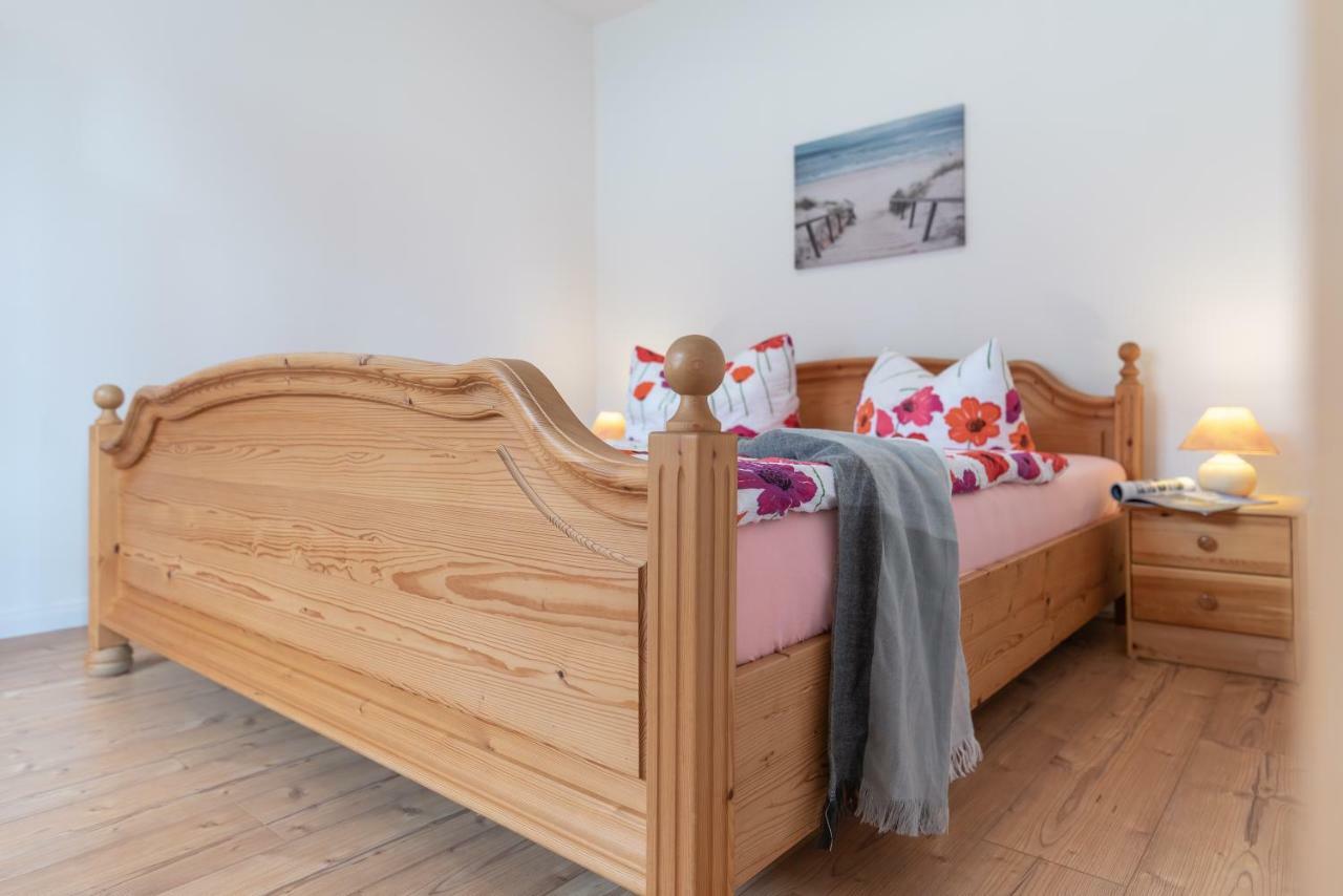 Ferienwohnungen Becker "Sonne & Meer" Und "Strandliebe" Kuehlungsborn Luaran gambar